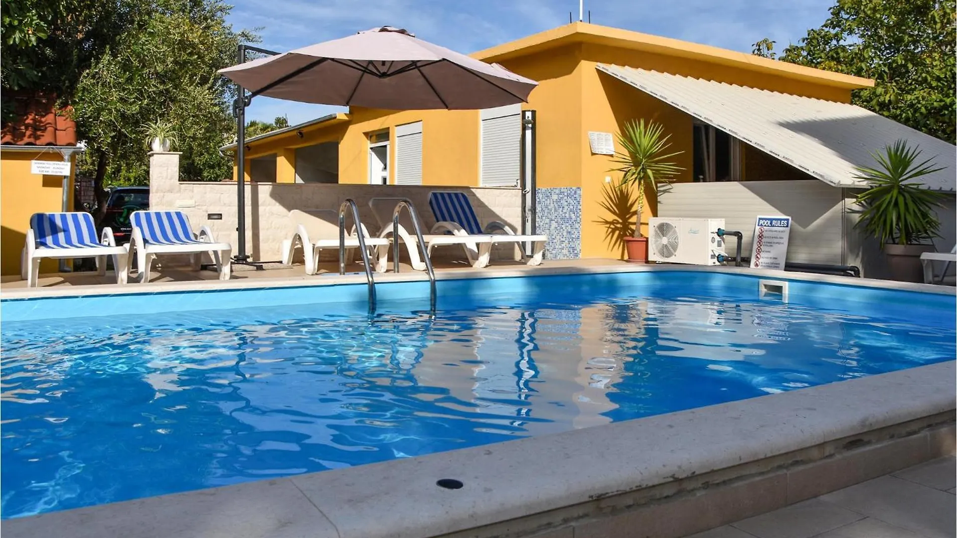 Beautiful Apartment In Pakostane Croatia