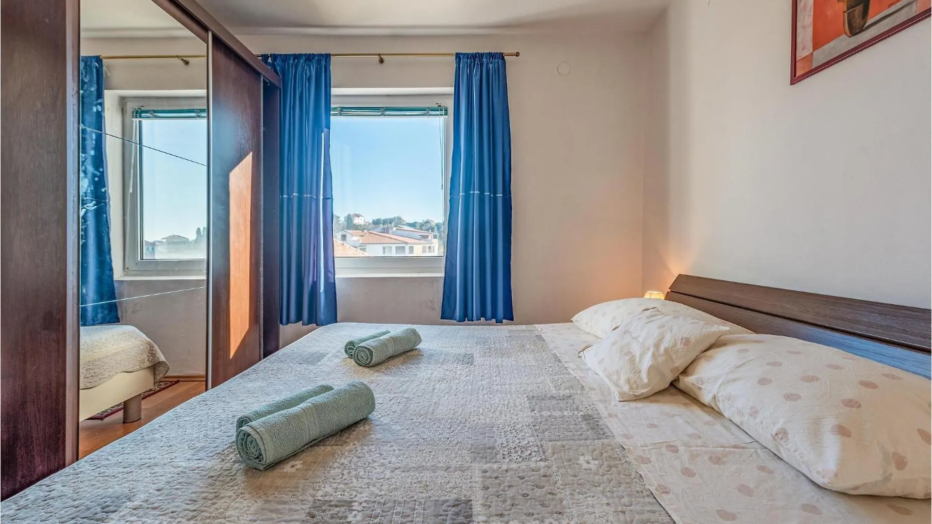 Beautiful Apartment In Pakostane