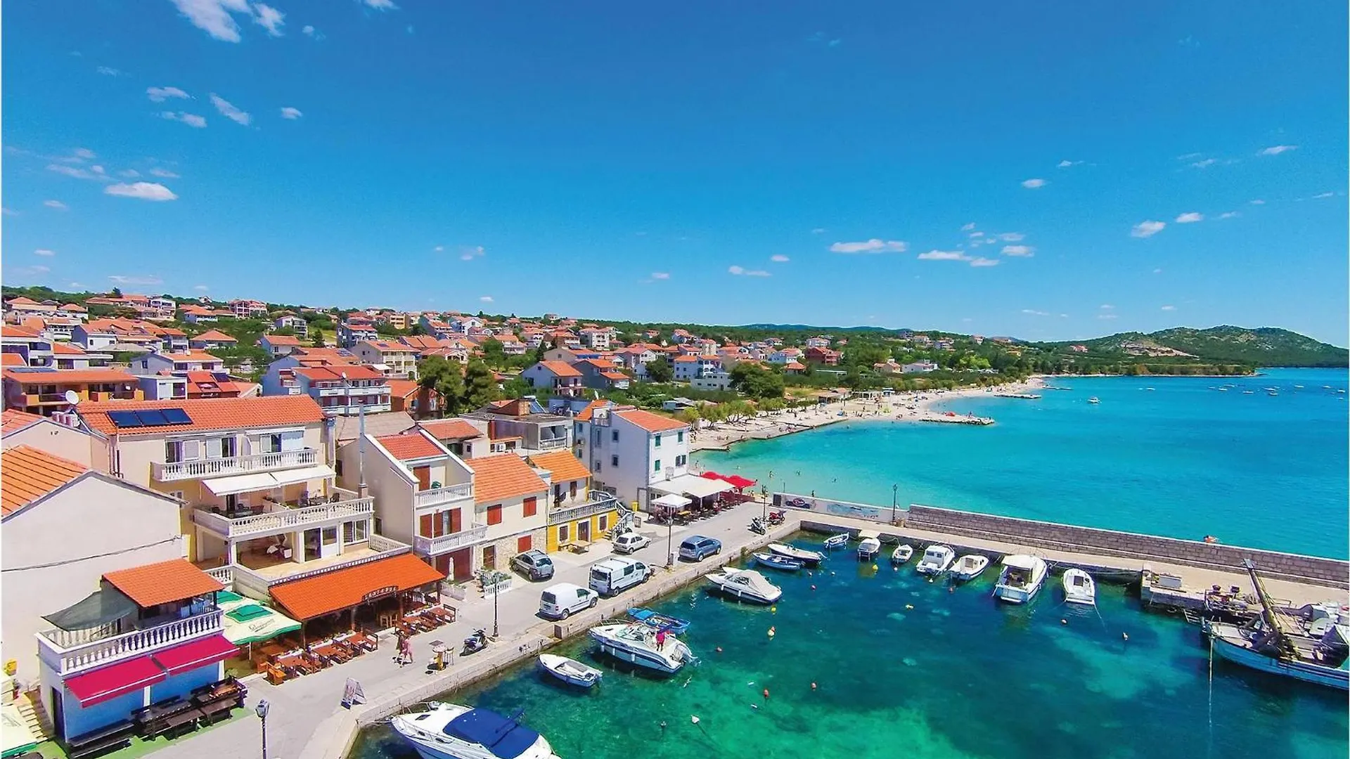 Beautiful Apartment In Pakostane