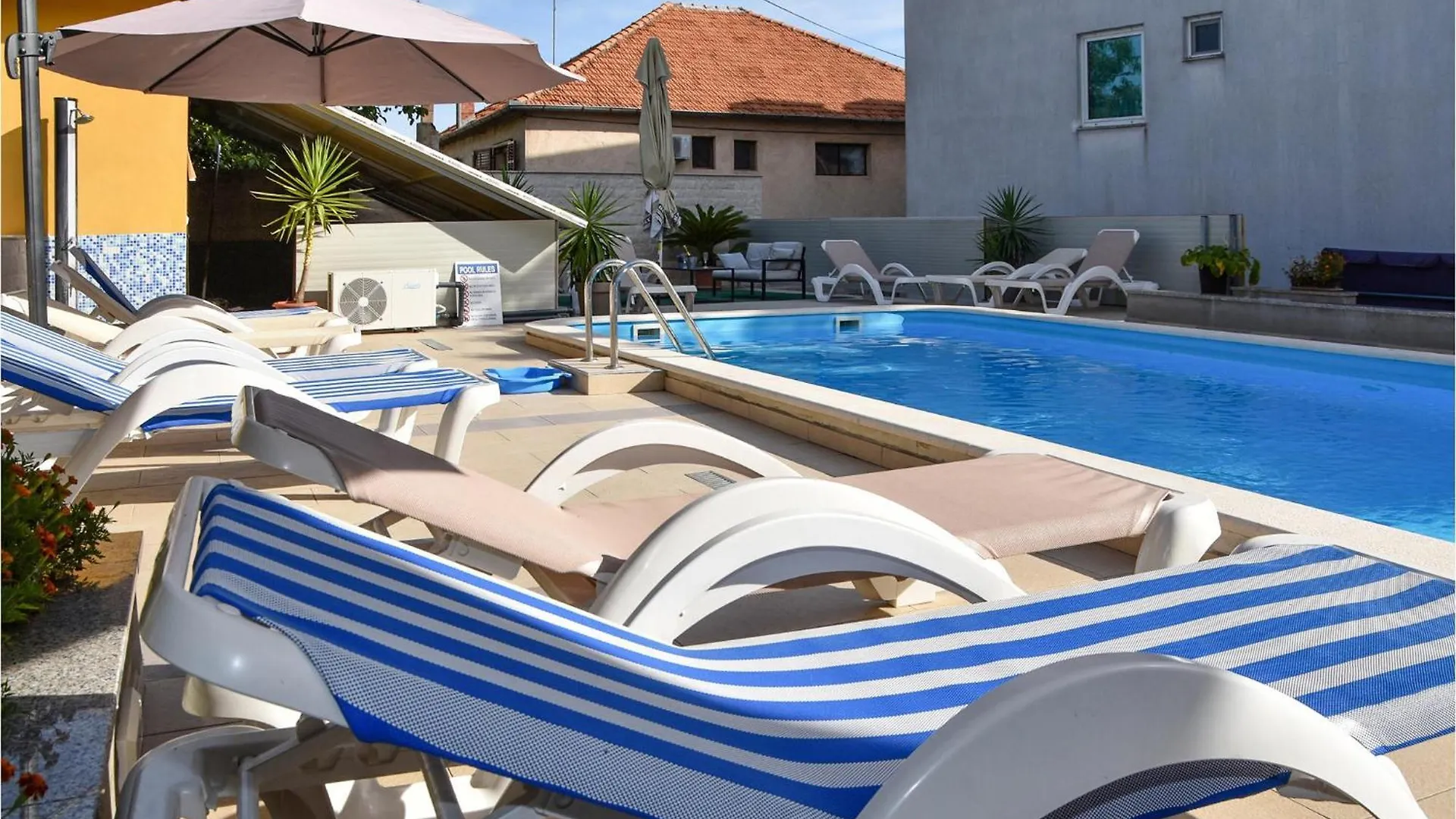 Beautiful Apartment In Pakostane